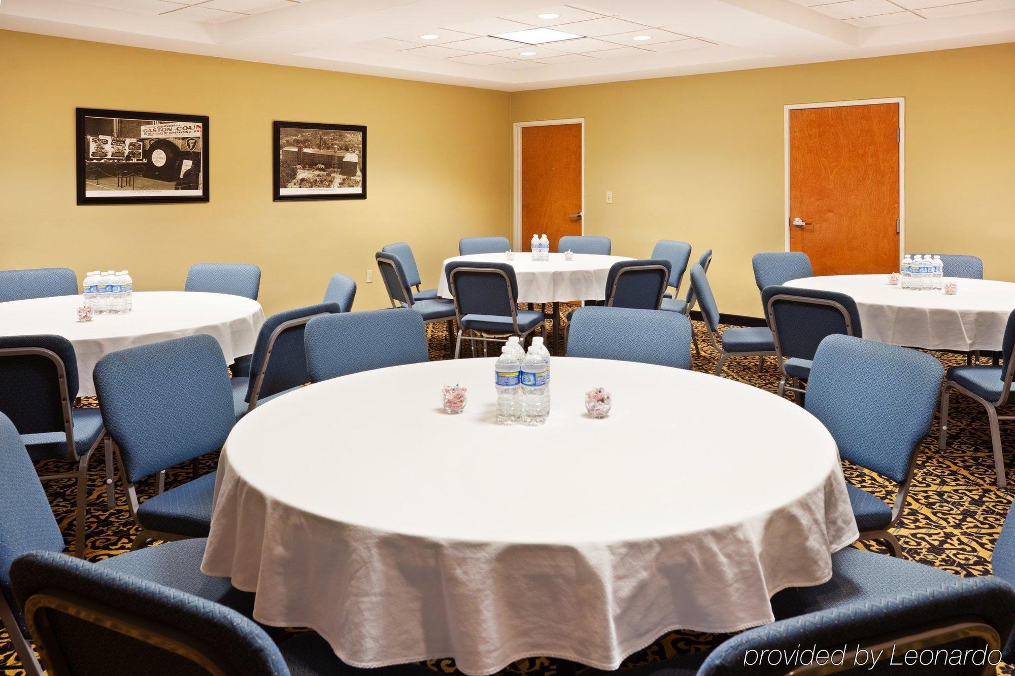 Holiday Inn Express Charlotte West - Gastonia By Ihg Udogodnienia zdjęcie